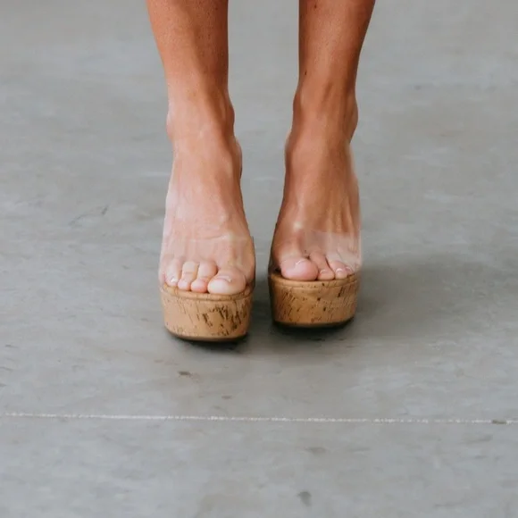 Bamboo Wedge Sandal Clear Strap Womens Size 7.5 Slip On Style - Picture 2 of 16